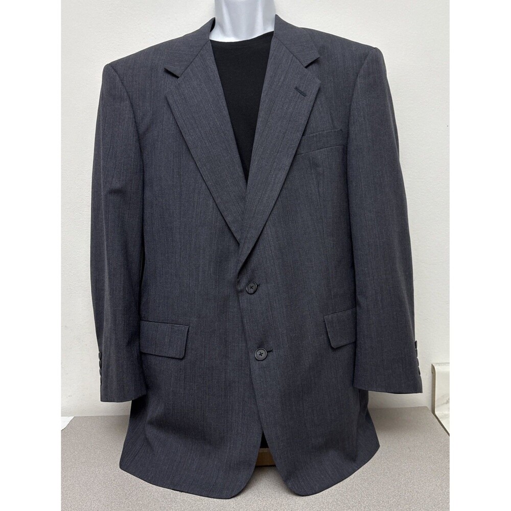 Hart Schaffner Marx Suit, Mens 43R, Charcoal Pinstripe, Pleated Pants,‎ 40x30